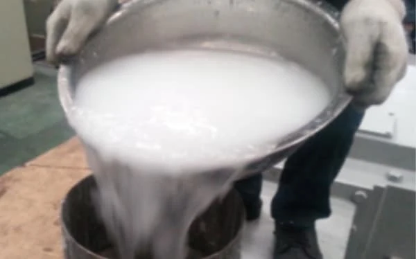 Matière prémélangée alimentant l’extrudeuse