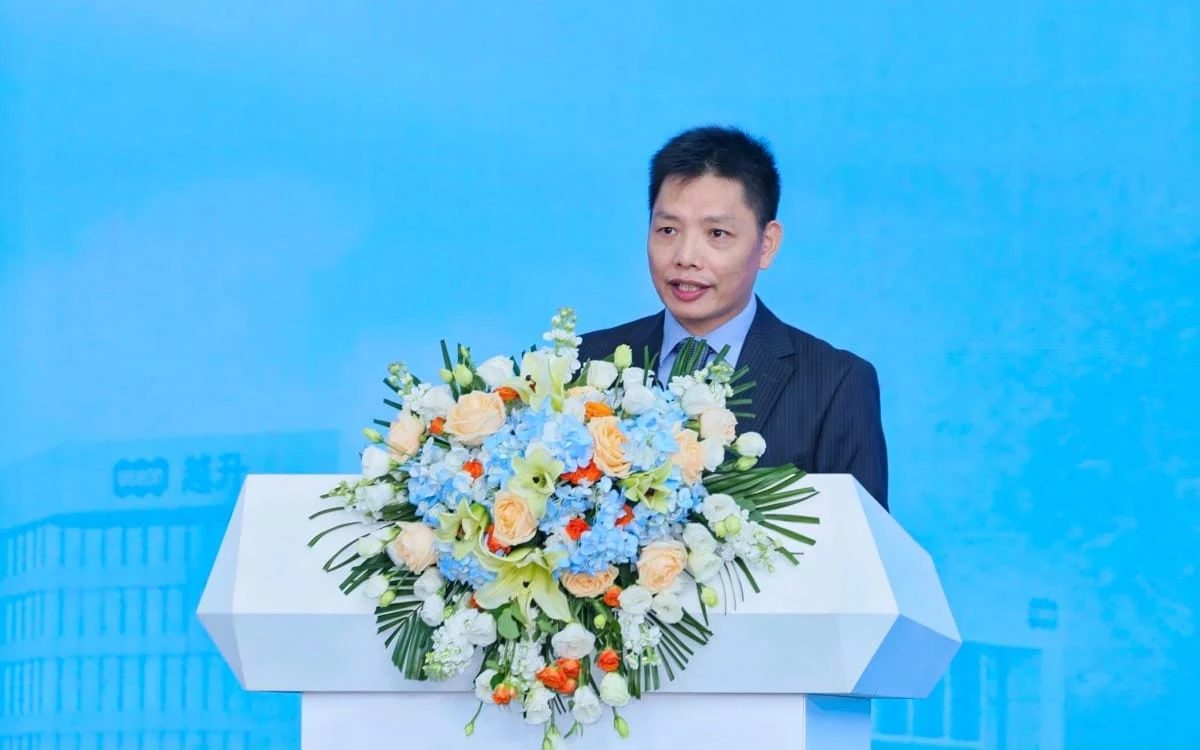 Chairman Chen Zhiqiang speaking at the opening ceremony