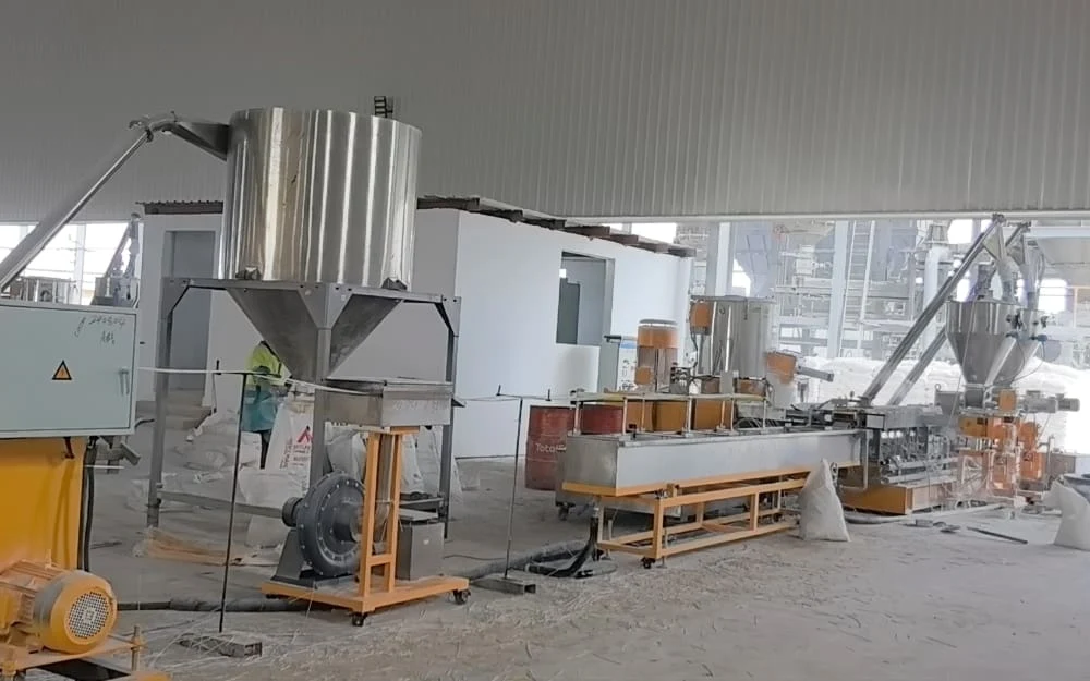 SAT65 Twin Screw Extruder with Water Cooling Strand Pelletizer for PP+CaCO3 Filler Masterbatch