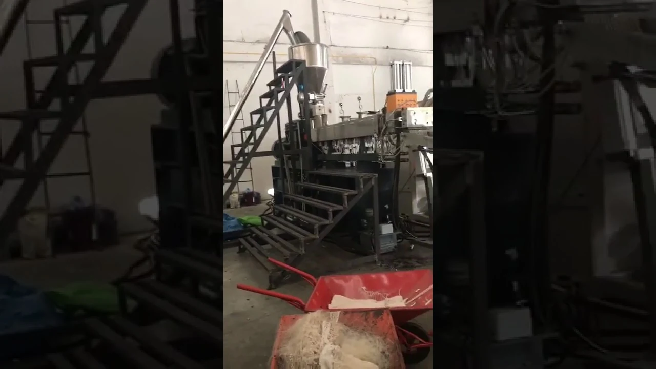 300~450kg/h PET Bottle Flakes Recycling Machine in Thailand — video cover