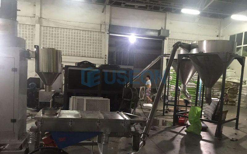 300~450kg/h PET Bottle Flakes Recycling Machine in Thailand