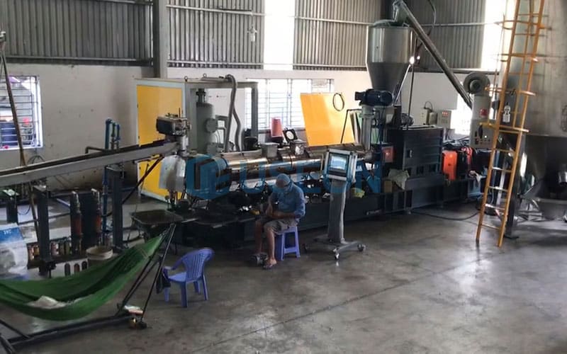 1000~1200kg/h PET Popcorn Recycling Machine in Vietnam