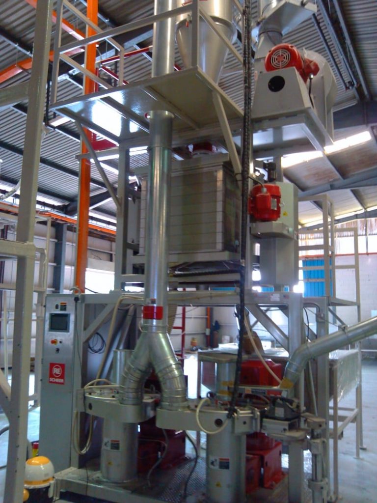 Rotary Cutter Compounding 1000kg/h Rotational Moulding Compounding Line in UK - USEON