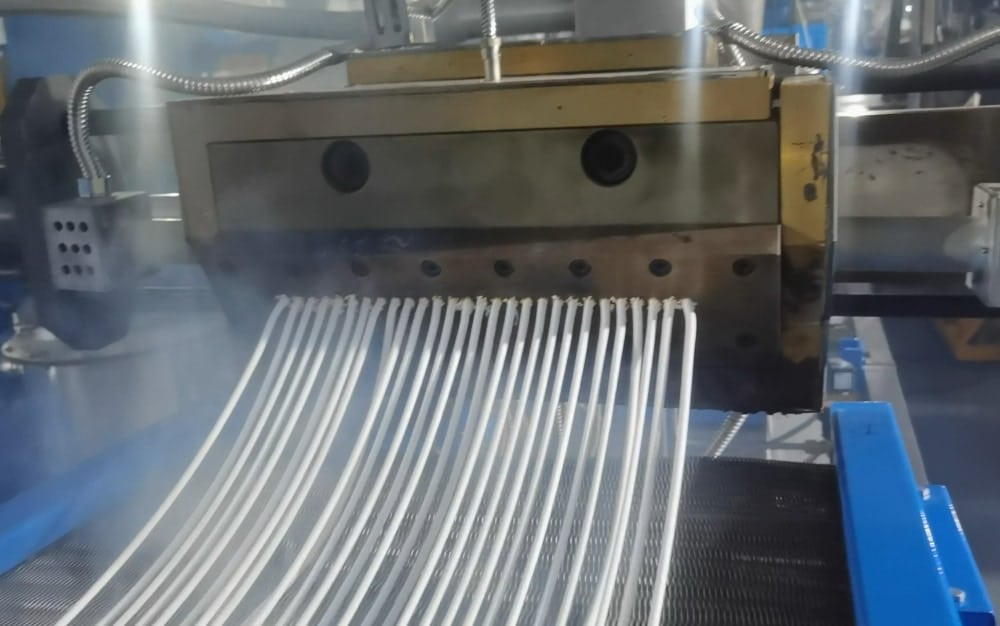 Triple Screw Extruder for Filler Masterbatch & Bio-plastic Compounding